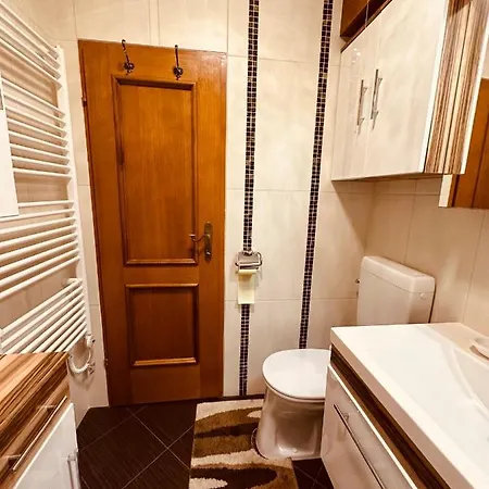 Almblick In Ruhiger Lage Trahutten