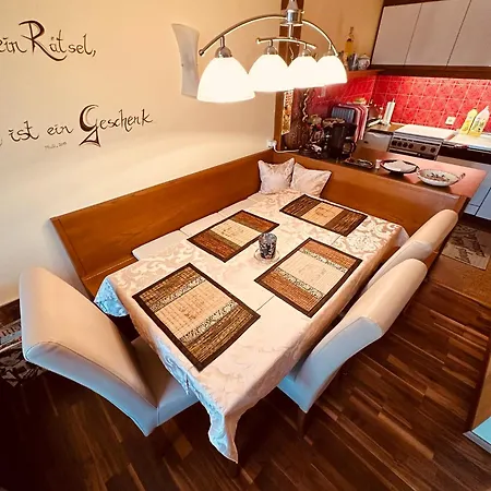 Almblick In Ruhiger Lage *