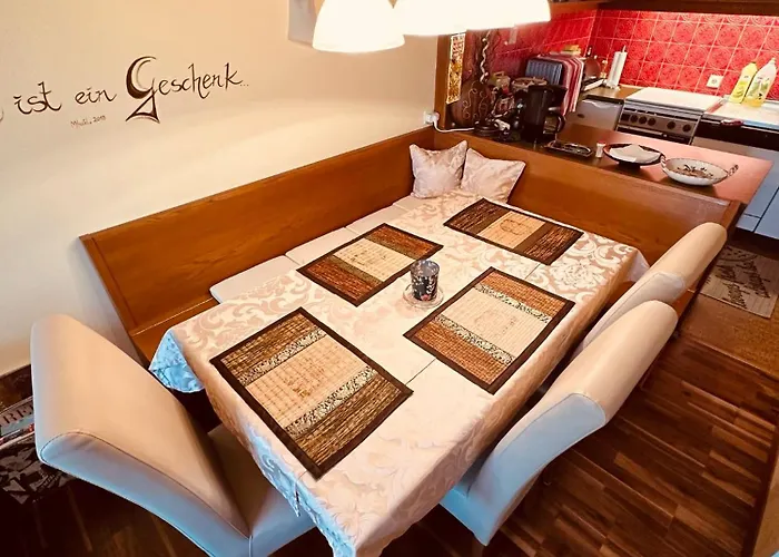 Almblick In Ruhiger Lage *